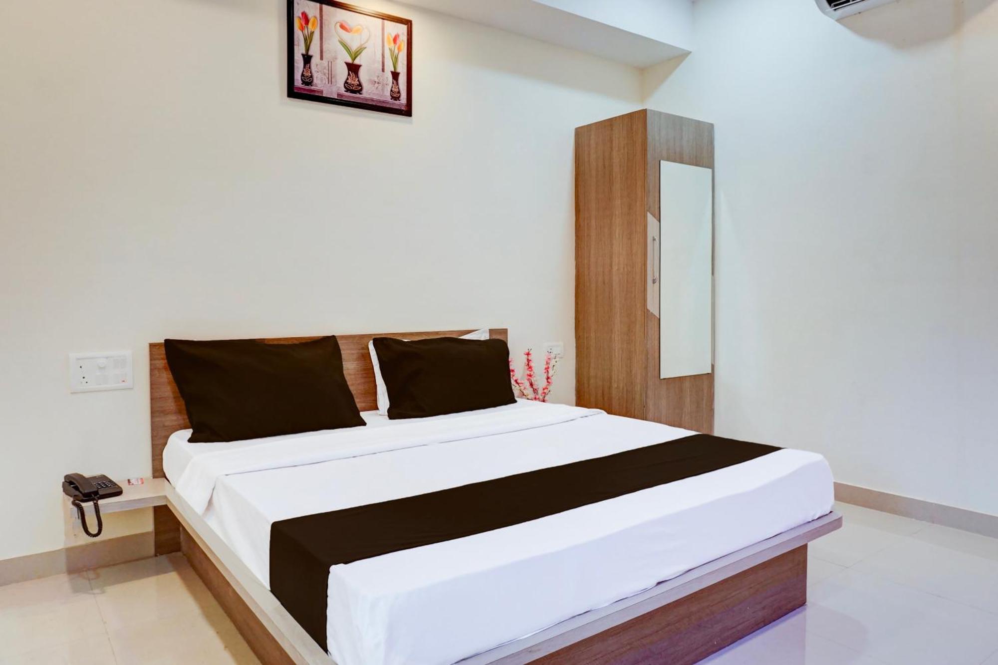 Hotel O Atithi Executive Meribel Village Экстерьер фото