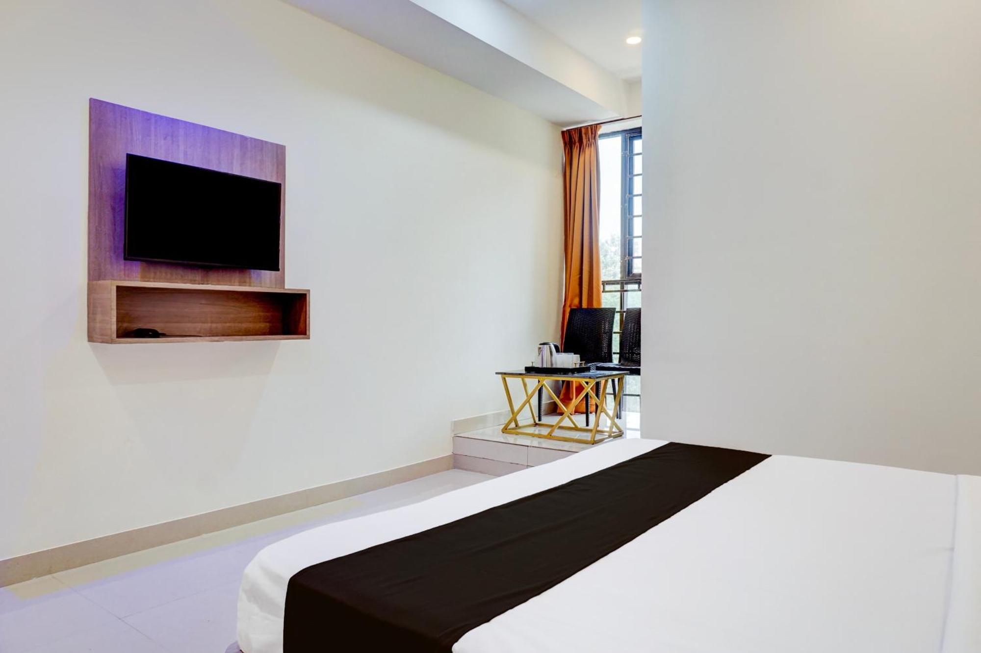 Hotel O Atithi Executive Meribel Village Экстерьер фото
